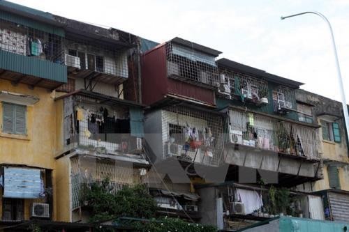 Cải tạo chung cư cũ tại Hà Nội: Loay hoay tìm "lời giải cho bài toán khó". Ảnh minh hoạ: TTXVN