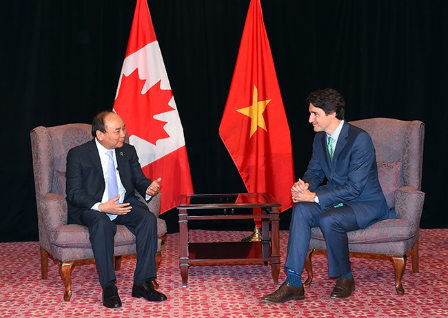 Nhân dịp Hội nghị G7 mở rộng tại Nhật Bản (tháng 5/2016) Thủ tướng Nguyễn Xuân Phúc đã có cuộc gặp Thủ tướng Canada Justin Trudeau. Ảnh VGP