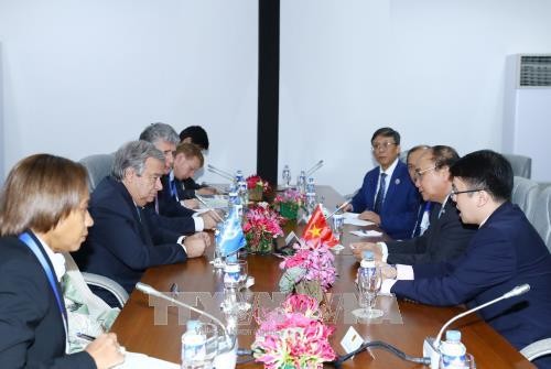 Thủ tướng Chính phủ Nguyễn Xuân Phúc gặp Tổng Thư ký Liên hợp quốc Antonio Guterres. Ảnh: TTXVN