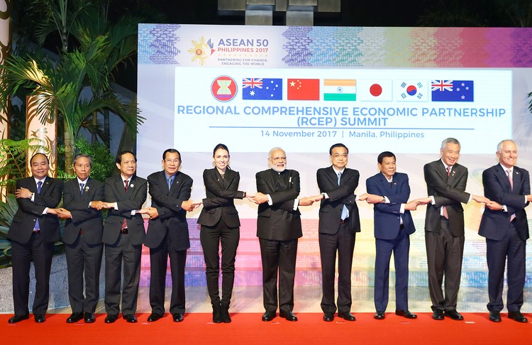 Các nhà lãnh đạo tại Phiên họp đối tác kinh tế khu vực toàn diện (RCEP). Ảnh: VGP