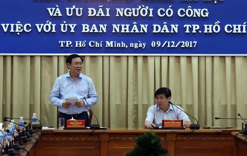 Phó Thủ tướng Vương Đình Huệ phát biểu tại cuộc làm việc. Ảnh: VGP