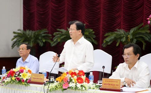 Phó Thủ tướng Trịnh Đình Dũng đề nghị Bình Thuận tập trung đi sâu vào các lĩnh vực thế mạnh, nhất là năng lượng, ưu tiên năng lượng sạch. Ảnh: VGP