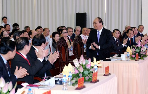 Thủ tướng Nguyễn Xuân Phúc dự Hội nghị xúc tiến đầu tư năm 2017 tại tỉnh Đồng Tháp. Ảnh: VGP