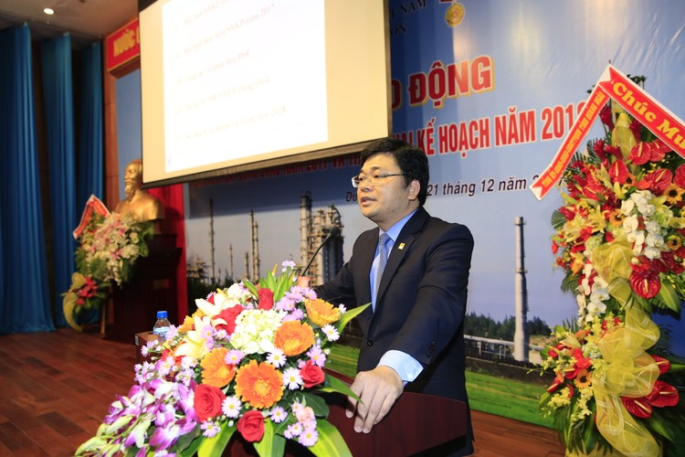 Tổng giám đốc BSR Trần Ngọc Nguyên báo cáo tổng kết 2017