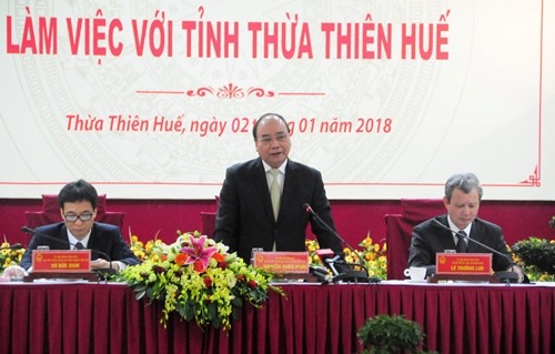 Thủ tướng Nguyễn Xuân Phúc làm việc với UBND tỉnh Thừa Thiên Huế. 