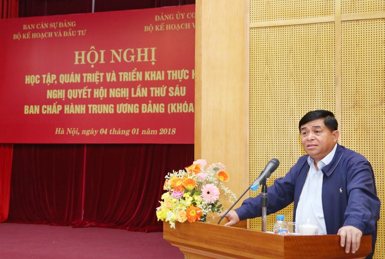Bộ trưởng Bộ KH&ĐT Nguyễn Chí Dũng phát biểu tại hội nghị. Ảnh: Lê Tiên