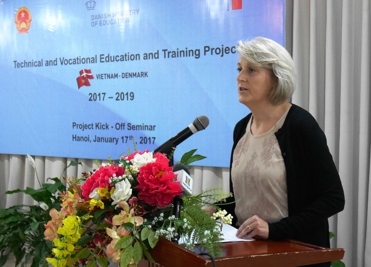 Đại sứ đặc mệnh toàn quyền Vương quốc Đan Mạch tại Việt Nam Charlotte Laursen phát biểu tại Hội thảo khởi động Dự án hợp tác đào tạo nghề Việt Nam - Đan Mạch. Ảnh Internet