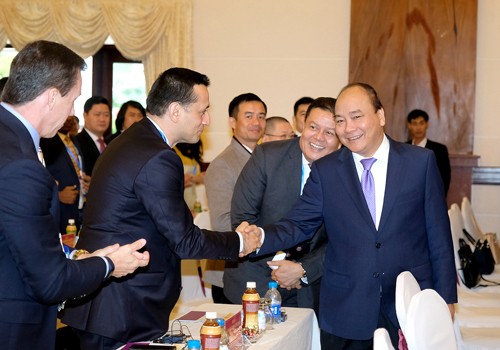 Thủ tướng Nguyễn Xuân Phúc dự Hội nghị xúc tiến đầu tư tỉnh Phú Yên. Ảnh: VGP