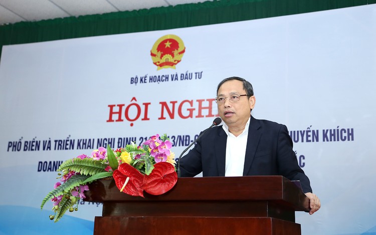 Thứ trưởng Bộ Kế hoạch và Đầu tư Nguyễn Văn Hiếu