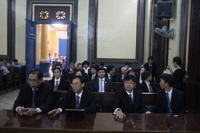 Các luật sư kiến nghị triệu tập lãnh đạo TAND Cấp cao tại TPHCM.