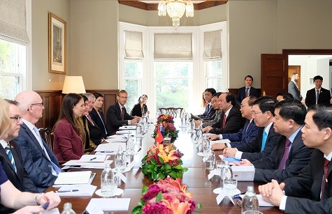 Thủ tướng Nguyễn Xuân Phúc hội đàm với Thủ tướng New Zealand Jacinda Ardern - Ảnh: VGP