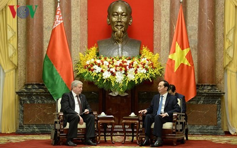 Chủ tịch nước Trần Đại Quang và Phó Thủ tướng Belarus Vladimir Semashko