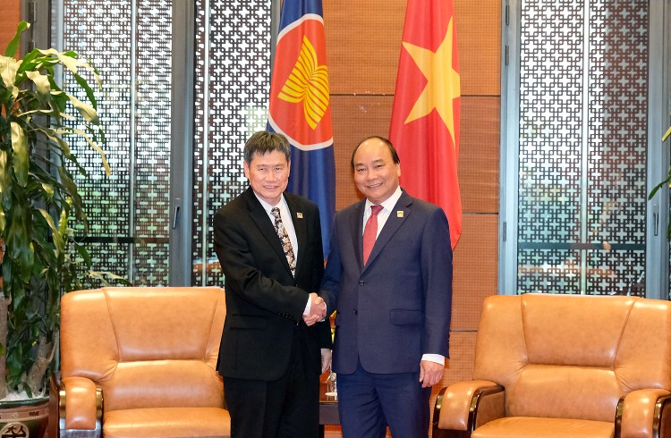 Thủ tướng Nguyễn Xuân Phúc và Tổng Thư ký ASEAN Lim Jock Hoi. Ảnh: VGP