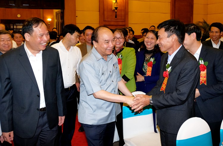 Thủ tướng Nguyễn Xuân Phúc cùng các đại biểu dự Hội nghị. - Ảnh: VGP