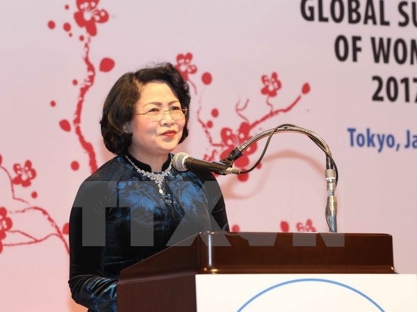 Phó Chủ tịch nước Đặng Thị Ngọc Thịnh phát biểu tại Lễ bế mạc Hội nghị Thượng đỉnh Phụ nữ toàn cầu năm 2017 tại Nhật Bản. Ảnh: TTXVN