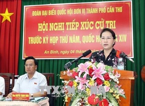 Chủ tịch Quốc hội Nguyễn Thị Kim Ngân phát biểu tại cuộc tiếp xúc cử tri - Ảnh: TTXVN