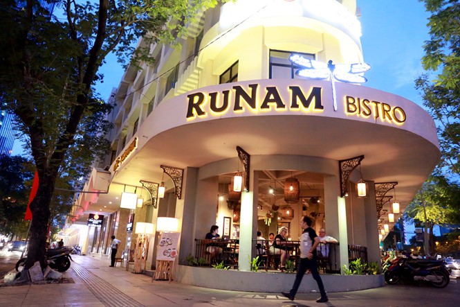 Khu đất số 2 - 4 - 6 Đồng Khởi đang được cho thuê mở nhà hàng, quán cà phê.