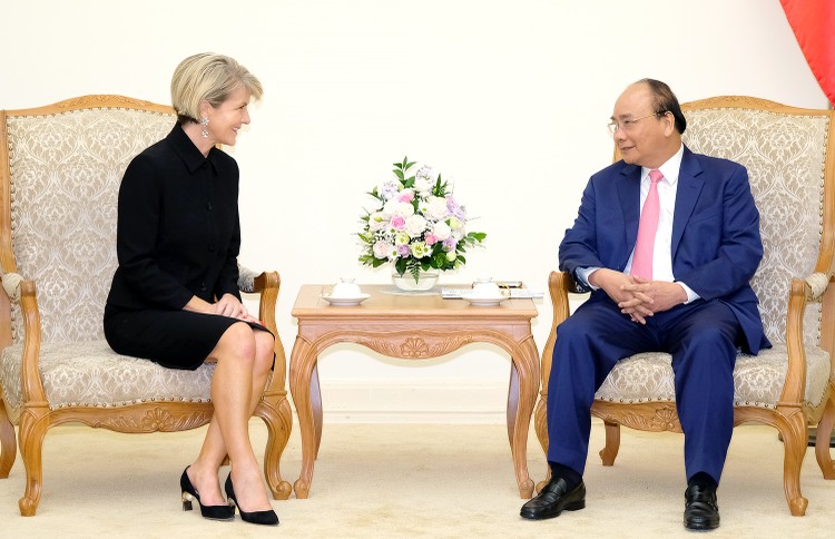 Thủ tướng Nguyễn Xuân Phúc và Bộ trưởng Bộ Ngoại giao Australia Julie Bishop - Ảnh: VGP