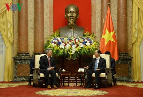 Chủ tịch nước Trần Đại Quang và Thượng Nghị sĩ Cory Gardner