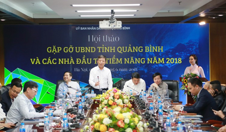 Ông Nguyễn Hữu Hoài, Chủ tịch UBND tỉnh Quảng Bình phát biểu tại Hội thảo. Ảnh: Việt Anh