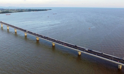 Cầu vượt biển Tân Vũ - Lạch Huyện là công trình vượt biển dài nhất Đông Nam Á. Ảnh Internet