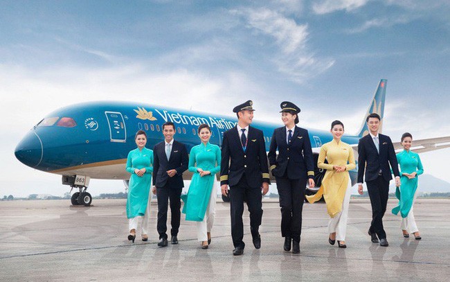NA Holding, Vietcombank và loạt lãnh đạo thực hiện quyền mua cổ phiếu Vietnam Airlines trong đợt phát hành tăng vốn