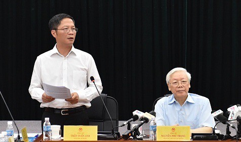 Bộ trưởng Bộ Công Thương Trần Tuấn Anh phát biểu tại buổi làm việc với Tổng Bí thư Nguyễn Phú Trọng ngày 11/7.