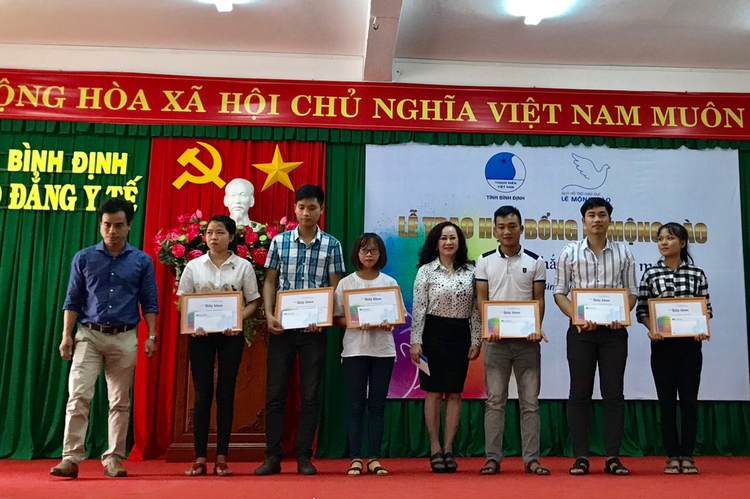 Quỹ Lê Mộng Đào trao 265 suất học bổng tại 5 tỉnh thành