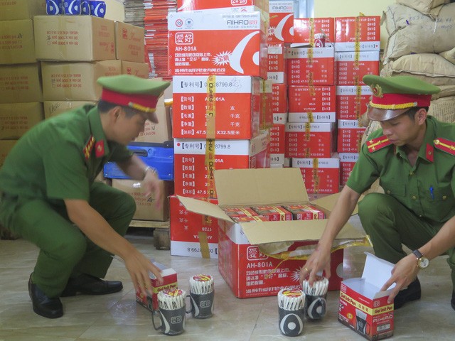6,5 tấn bút, thước giả thương hiệu nổi tiếng bị lực lượng chức năng tỉnh Bắc Ninh thu giữ