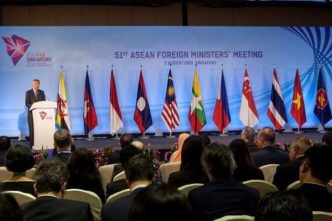 Thủ tướng Singapore Lý Hiển Long phát biểu khai mạc Hội nghị - Ảnh: BNG