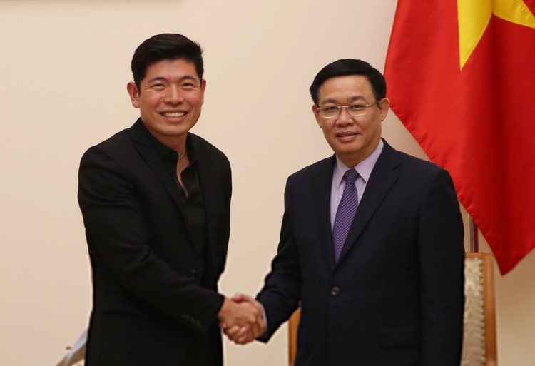 Phó Thủ tướng Vương Đình Huệ tiếp ông Anthony Tan, Giám đốc Điều hành kiêm đồng sáng lập công ty Grab. Ảnh: VGP