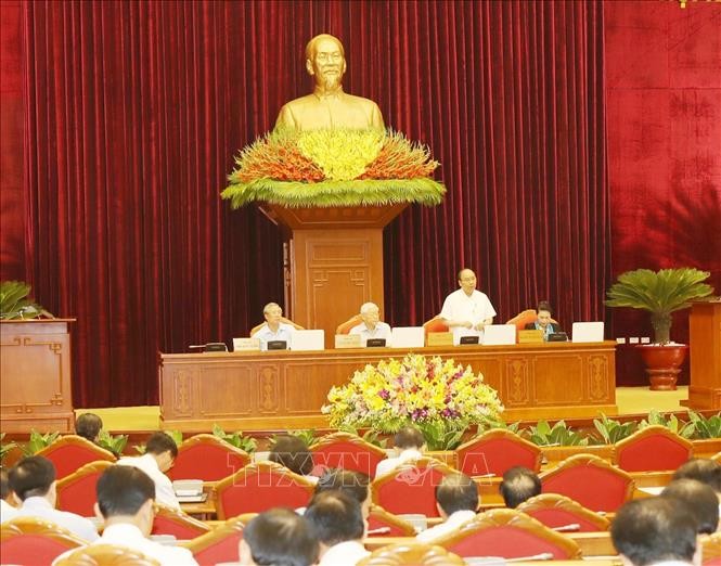 Thủ tướng Chính phủ Nguyễn Xuân Phúc điều hành phiên thảo luận. Ảnh: TTXVN