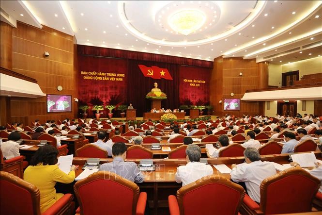 Toàn cảnh Hội nghị lần thứ 8 Ban Chấp hành Trung ương Đảng khóa XII. Ảnh: TTXVN