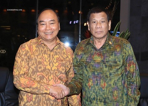 Thủ tướng Nguyễn Xuân Phúc và Tổng thống Philippines Rodrigo Roa Duterte. Ảnh: VGP