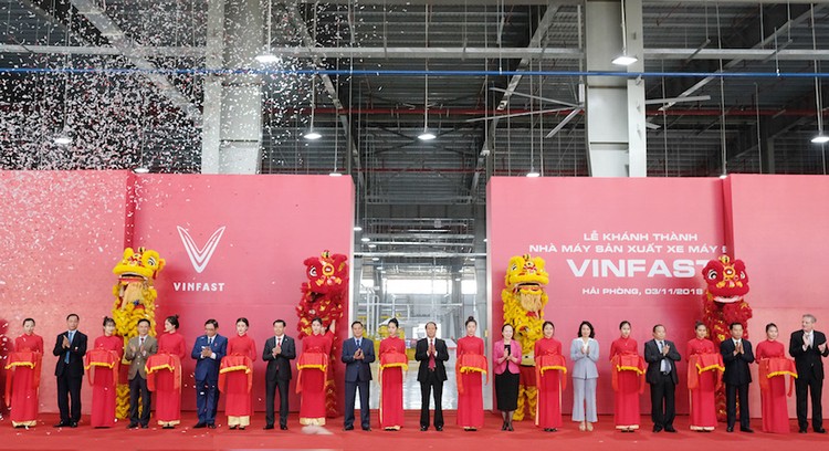 Khánh thành Nhà máy sản xuất xe máy điện thông minh VinFast 