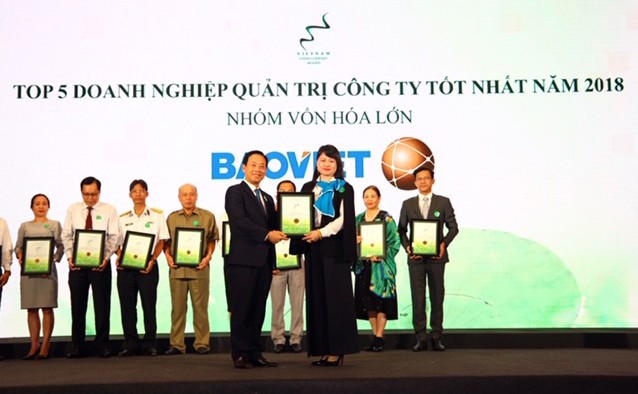 Tập đoàn Bảo Việt lập hattrick giải thưởng Vietnam Listed Company Awards 2018