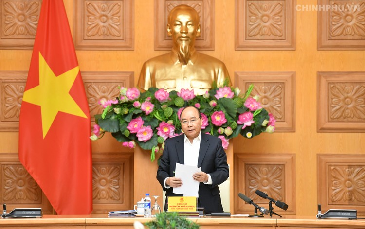 Thủ tướng Nguyễn Xuân Phúc chủ trì phiên họp Tiểu ban Kinh tế - Xã hội. Ảnh VGP