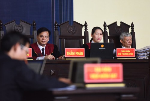 Vụ án dự kiến xét xử trong hơn 15 ngày, đây là phiên tòa lớn nhất từ trước tới nay ở Phú Thọ.