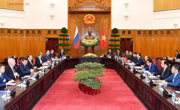Thủ tướng Nguyễn Xuân Phúc hội đàm với Thủ tướng D.A. Medvedev - Ảnh: VGP