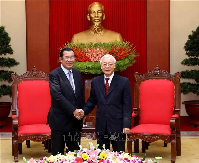 Tổng Bí thư, Chủ tịch nước Nguyễn Phú Trọng tiếp Thủ tướng Chính phủ Hoàng gia Campuchia Samdech Techo Hun Sen.