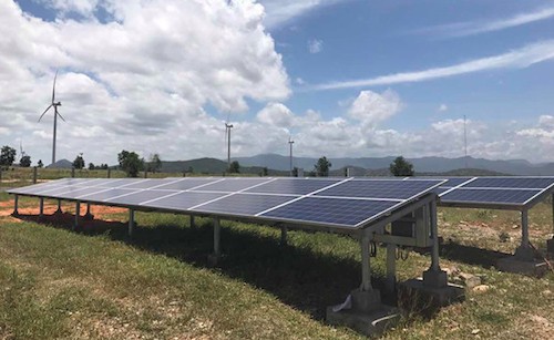 Một dự án điện mặt trời tại tỉnh Bình Thuận.