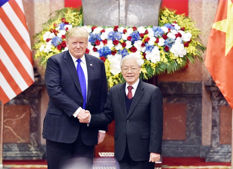 Tổng Bí thư, Chủ tịch nước Nguyễn Phú Trọng tiếp Tổng thống Donald Trump. Ảnh VGP