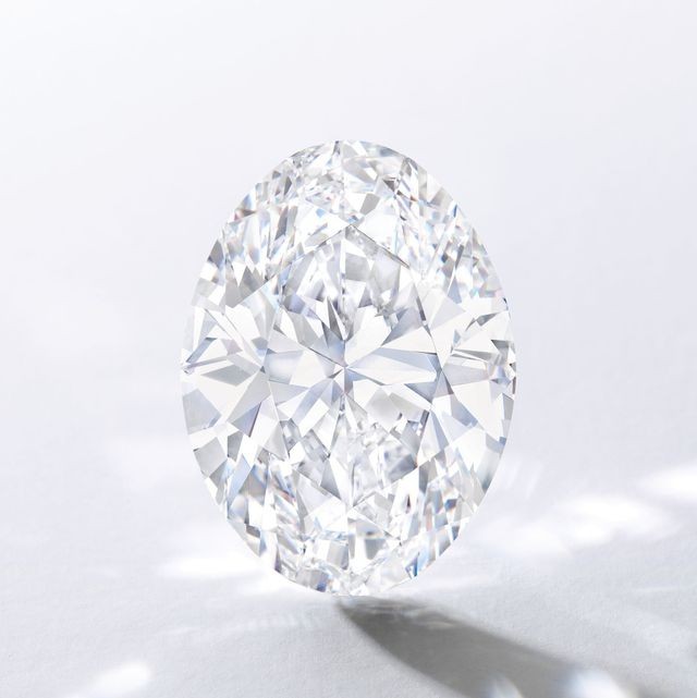 Viên kim cương hình bầu dục nặng 88,22 carat.