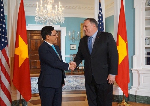 Phó Thủ tướng Phạm Bình Minh và Ngoại trưởng Hoa Kỳ Mike Pompeo
