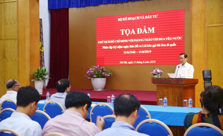 Thứ trưởng Bộ KH&ĐT Võ Thành Thống phát biểu tại Tọa đàm “Chủ tịch Hồ Chí Minh với các phong trào thi đua yêu nước” ngày 11/6/2019 tại Hà Nội. Ảnh: Lê Tiên 