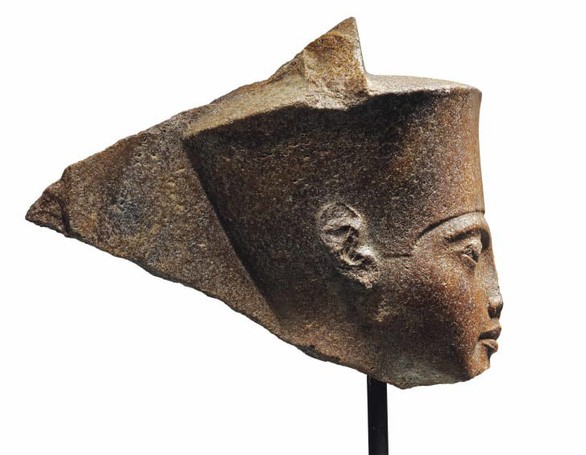 Bức tượng đầu Pharaoh Tutankhamun là một trong những hiện vật tại buổi đấu giá của Christie's vào tháng 7 tới đây - Ảnh: Christie's