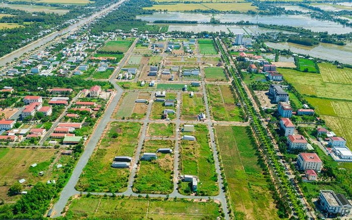 Trung tâm Phát triển quỹ đất tỉnh Hậu Giang đã đấu giá được 79 nền tái định cư tại Khu tái định cư - dân cư phường V, TP. Vị Thanh
