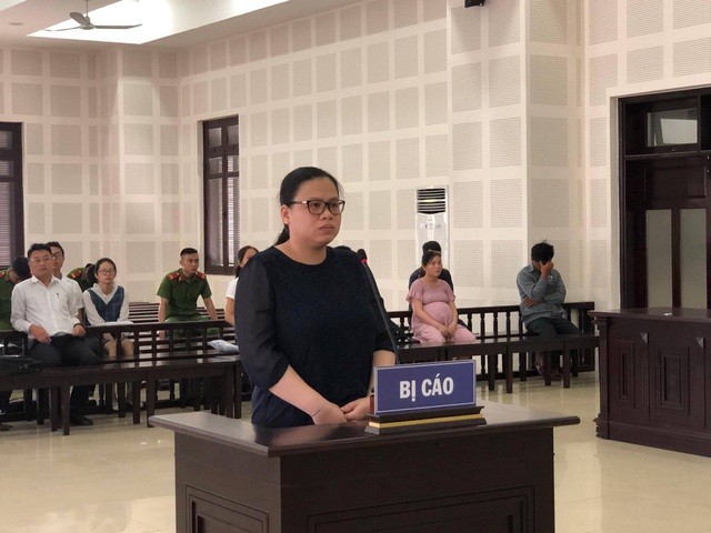 Bị cáo Ngô Thị Thùy Dung tại phiên tòa