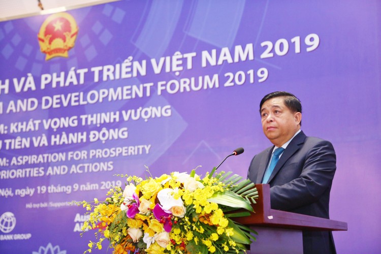 Bộ trưởng Bộ KH&ĐT Nguyễn Chí Dũng phát biểu khai mạc Diễn đàn thường niên lần 2 về cải cách và phát triển (VRDF 2019). Ảnh: Lê Tiên