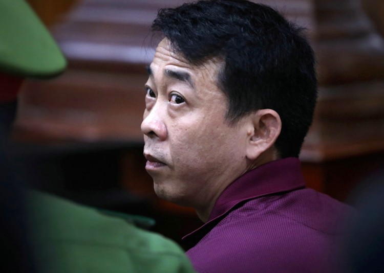 Nguyễn Minh Hùng tại tòa.